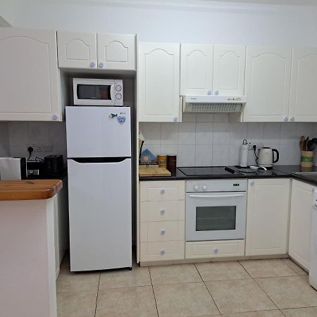 Paradise Gardens II Anastasia Apartment Пафос Экстерьер фото